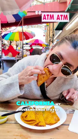 Los Angeles is such a vibe! 💙 🇲🇽 🐻 #mixedcouple #comidalosangeles #mexicanfood #bobycarmen 