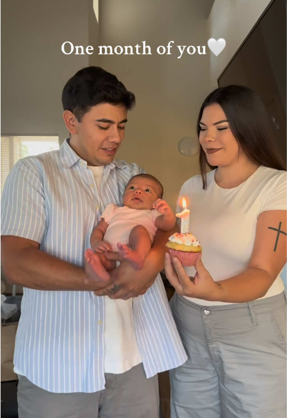 Love capturing all these moments 🎥💜#fyp #firsttimeparents #1monthold 