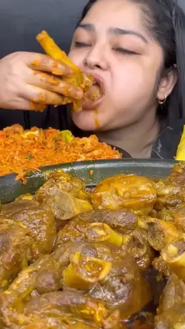 #eatingfood #foodvlog #foryoupage #Foodie 