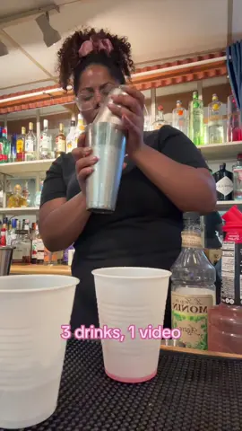 Day in the life of a bartender #bartender #drinks #contentcreator #fypage #bartenderlife 