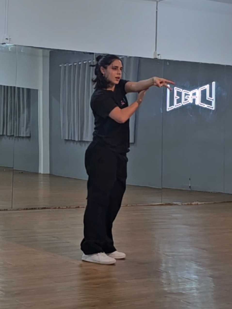 this one is crazyyy!!! 🔥✨️❤️ @Brotherhood  #dance #dancer #hiphop 
