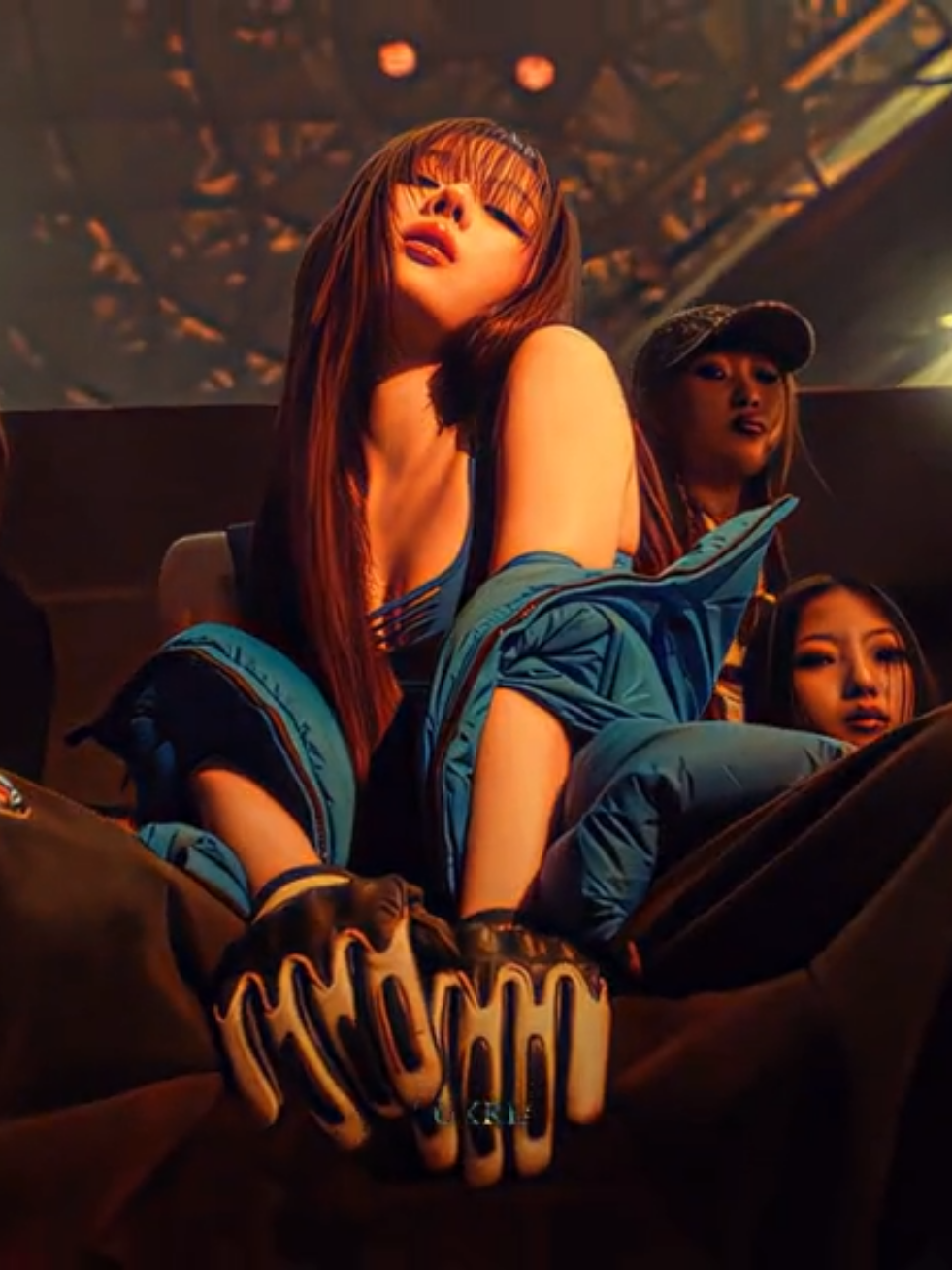 This is a scrap one coz i'm not into this kind of style. Trying to be active this week 😫 | i love you baby minjeong #winter #winteraespa #kimminjeong #winteredit #luxria  ib/ac: @eli