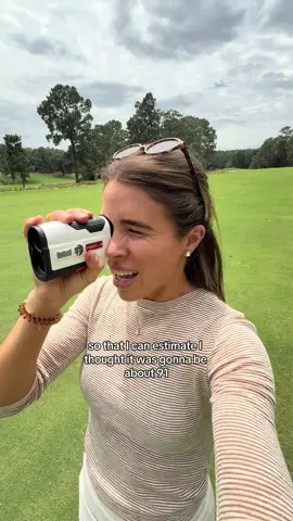 The girlies keep it moving🏌🏽‍♀️ #golftip 