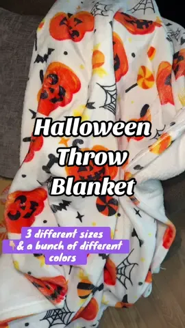 👻🎃Spooky season is HERE👻🎃 How cute is this throw blanket  #spookyseason #halloween #halloweendecor #cozyseason #throwblanket 