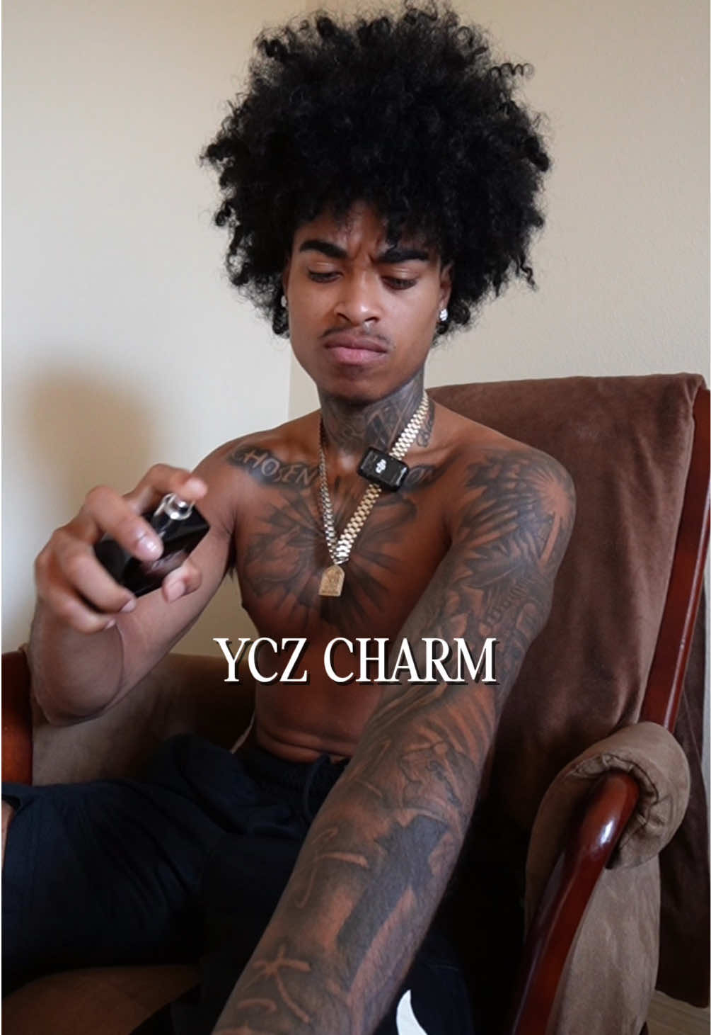 ☝🏽Not My Type of Flavor but Is Very Fresh, Clean, Sweet & Musky Too Strong For Me Tho Available Above🔥⛹🏽‍♂️🛒. #foryou #devovibes #dealsforyoudays #smellgood #cologne 