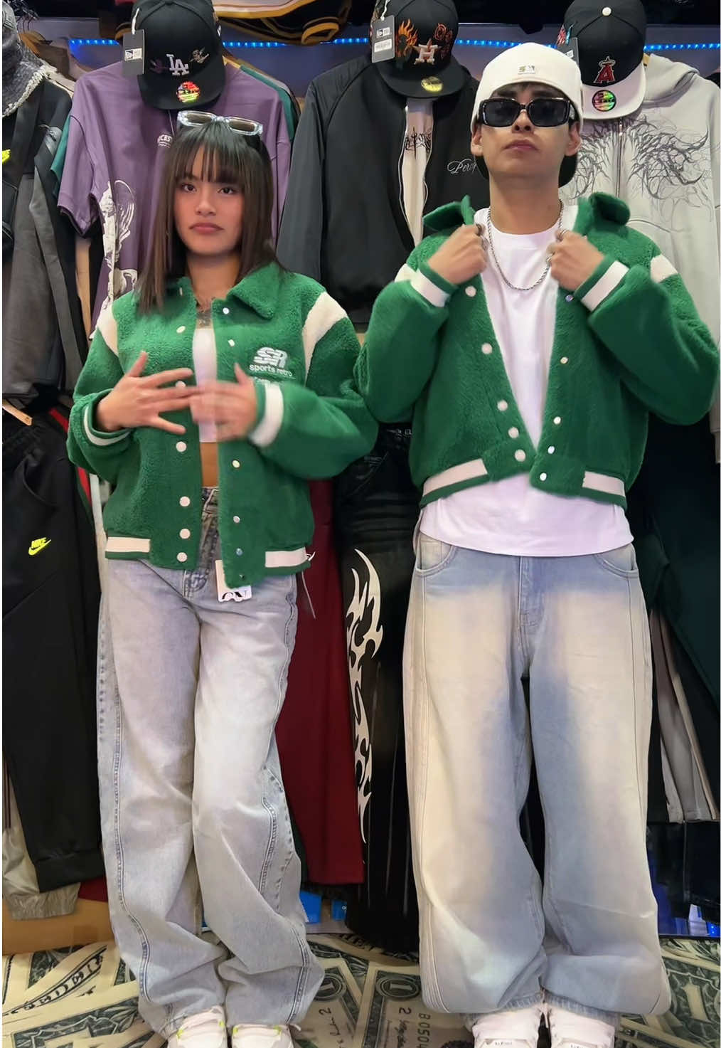 Jacket Sherpa verde 🔥🔥 #andahuaylas  #andahuaylas_apurimac_perú #moda #ropaaesthetic #apurimac #skinformen #abancay #chaqueta #ropahombre #jacket #camisas #cortavientos #prada #streetwear #newera #fyp #gorras #northfacepuffer #trapstar 