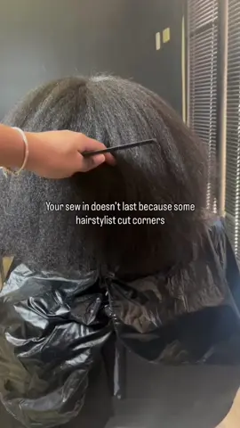 Your sew in doesn’t last because some hairstylists cut corners. Rushed braid patterns, skipped steps, and poor stitching are the real reasons installs slip, shed, or only last a couple of weeks. The problem isn’t your hair it’s the lack of technique. A flawless sew in is all about precision, patience, and skill, not shortcuts. That’s why I created my Sew In Course. Inside, I’m teaching the methods that guarantee quality installs every time: ✨ Secure, flat braid patterns that protect your natural hair ✨ Proper stitching so tracks stay in place and blend seamlessly ✨ Time saving techniques without sacrificing quality ✨ Systems that keep clients booking again & again When you stop cutting corners, your work lasts longer, your clients trust you more, and your income scales. 🚀 Ready to stop guessing and finally master sew ins the right way? DM me the word SCALE and I’ll send you the direct link to my waitlist. @sshairstudios_ @sshairstudios_ @sshairstudios_ For any additional inquiries please contact us 📲 205-261-9116 or use the live chat box on our website. #birminghamhairstylist #atlhairstylist #bhamhairstylist #bhamextensions #birminghamsewin #montgomerystylist #huntsvillehairstylist #tuscaloosahairstylist #bhamstylist #birminghamquickweave #sewintutorial #quickweavetutorial 