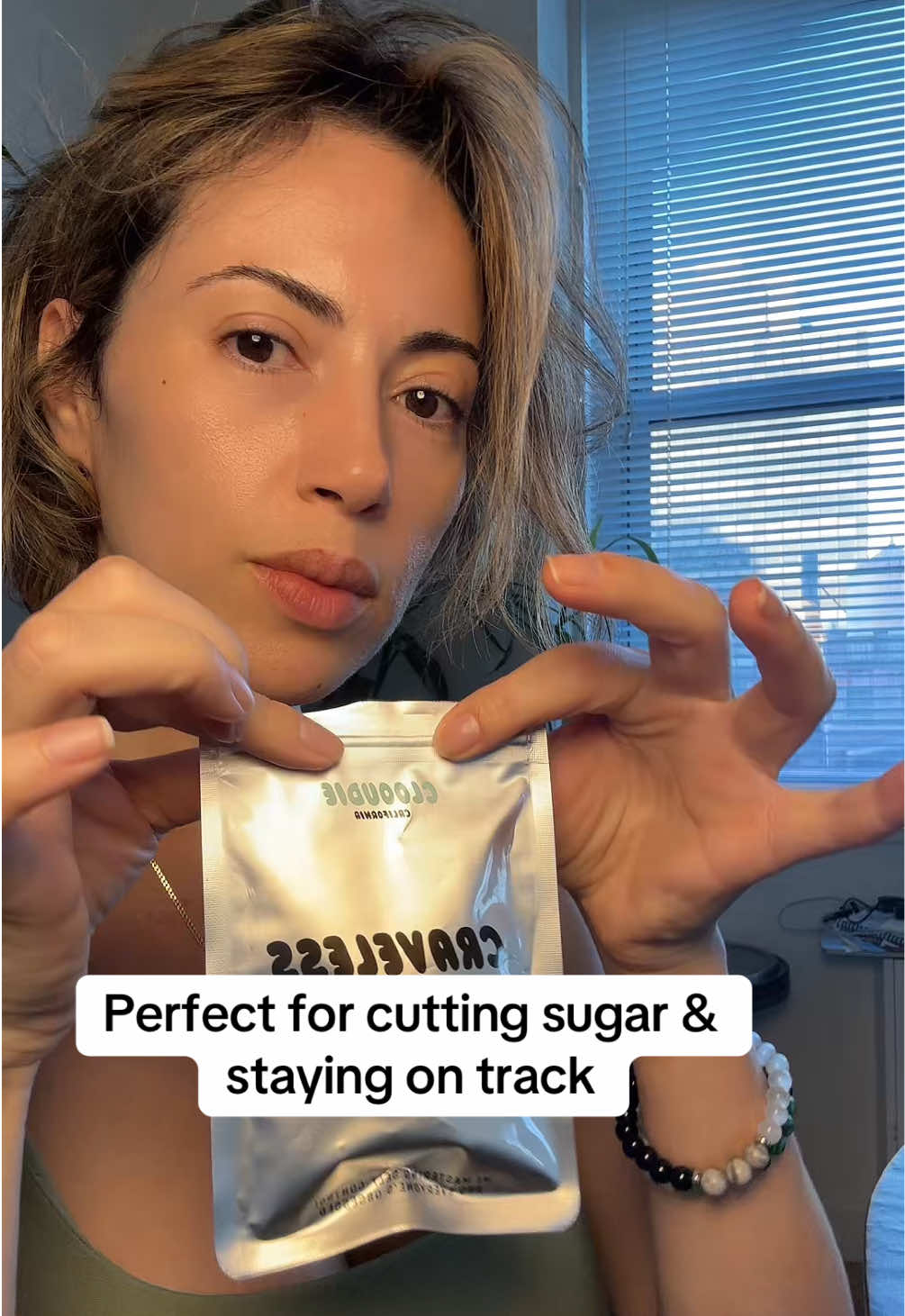 Can’t Stop Snacking? This Gum FIXES That  #SugarFreeLife #HealthyChoices #SelfControl #FitnessHacks #VeganLifestyle     