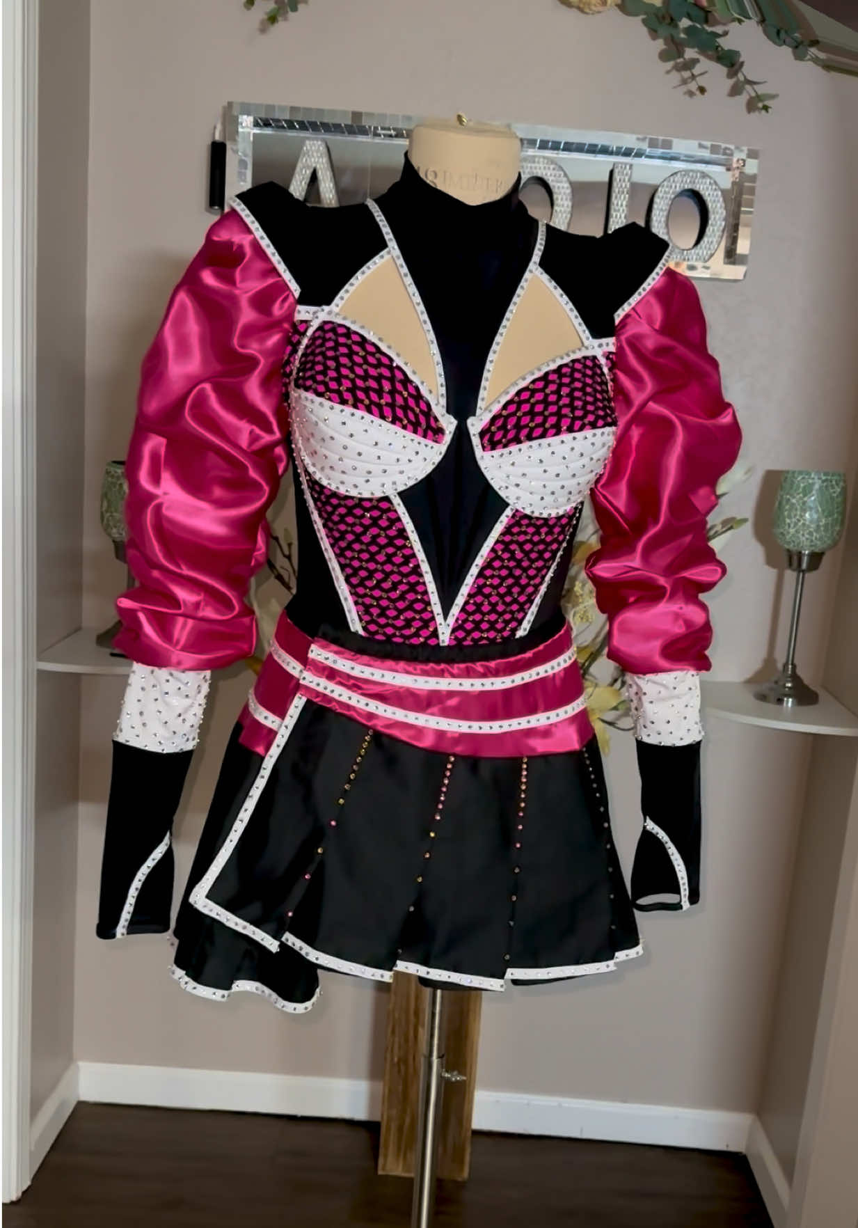 When the assignment is drama, sparkle & power… this is the result! 💎💗 Designed with love and made to slay the stage 🎭 #ARojoDesigns #StageReady #CostumeDesign #DragStyle #MadeToShine