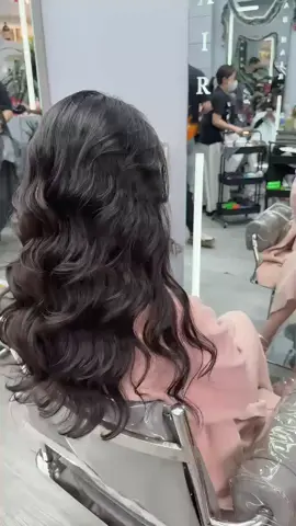 #chuyensanphamcaocap #tocdep #salonuytinhanoi #salon #tocdep2025 #tochottrend #salonuytin #tócđẹp #capcut #hot #cattocdephanoi 