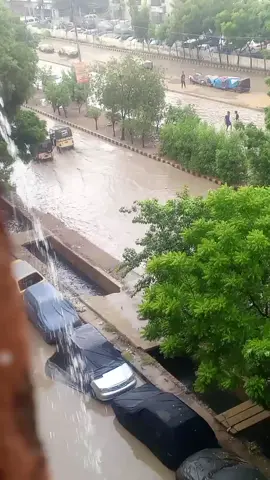 #foryoupage karchi me Sirf 10 mint Barish hony. pe ye hall ho jata Hain🤭🤭
