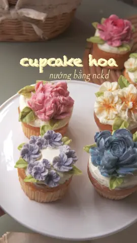 Công thức 65g bột mì 65g đường trắng 1 tsp baking powder 1/4 teaspoon baking soda 65g bơ nhạt, để mềm 1 quả trứng 15g sữa 1/4 tsp tinh chất vani 1g muối Nướng bánh ở 150 độ C trong 22  Gel tự khô: 100g đậu xanh sên nhuyễn 20g syrup đường ngô 10g gelatin bột + 60g nước  Màu thực phẩm trắng #namcoich #ancungtiktok #LearnOnTikTok 