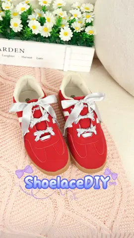 Fancy laces, have you learned?#foryourpage #koreanshoes #trendyshoes #corollashoes #redshoes 