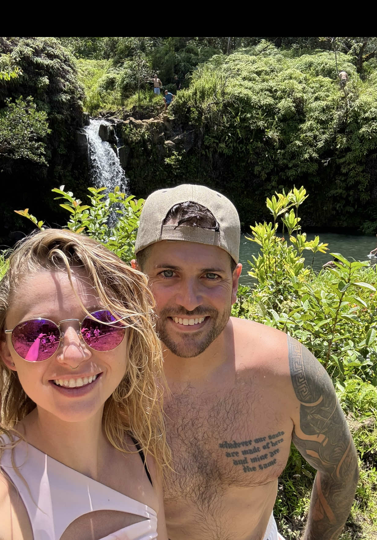 One of the waterfalls on the road to Hana you can swim in! Super fun ☺️ #waterfall #hana #cliffjumping #fyp