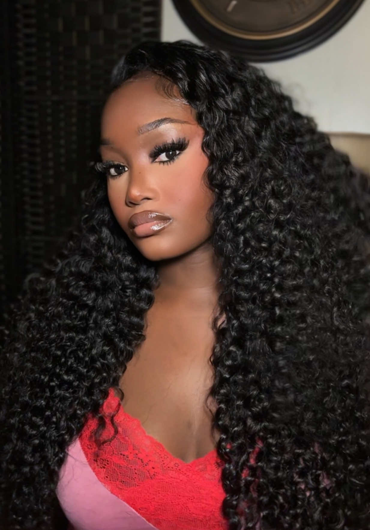 Would you try this style? ❤️ @ISEEHAIR #halfwigtok #iseehairbeauty #curlyflipover 