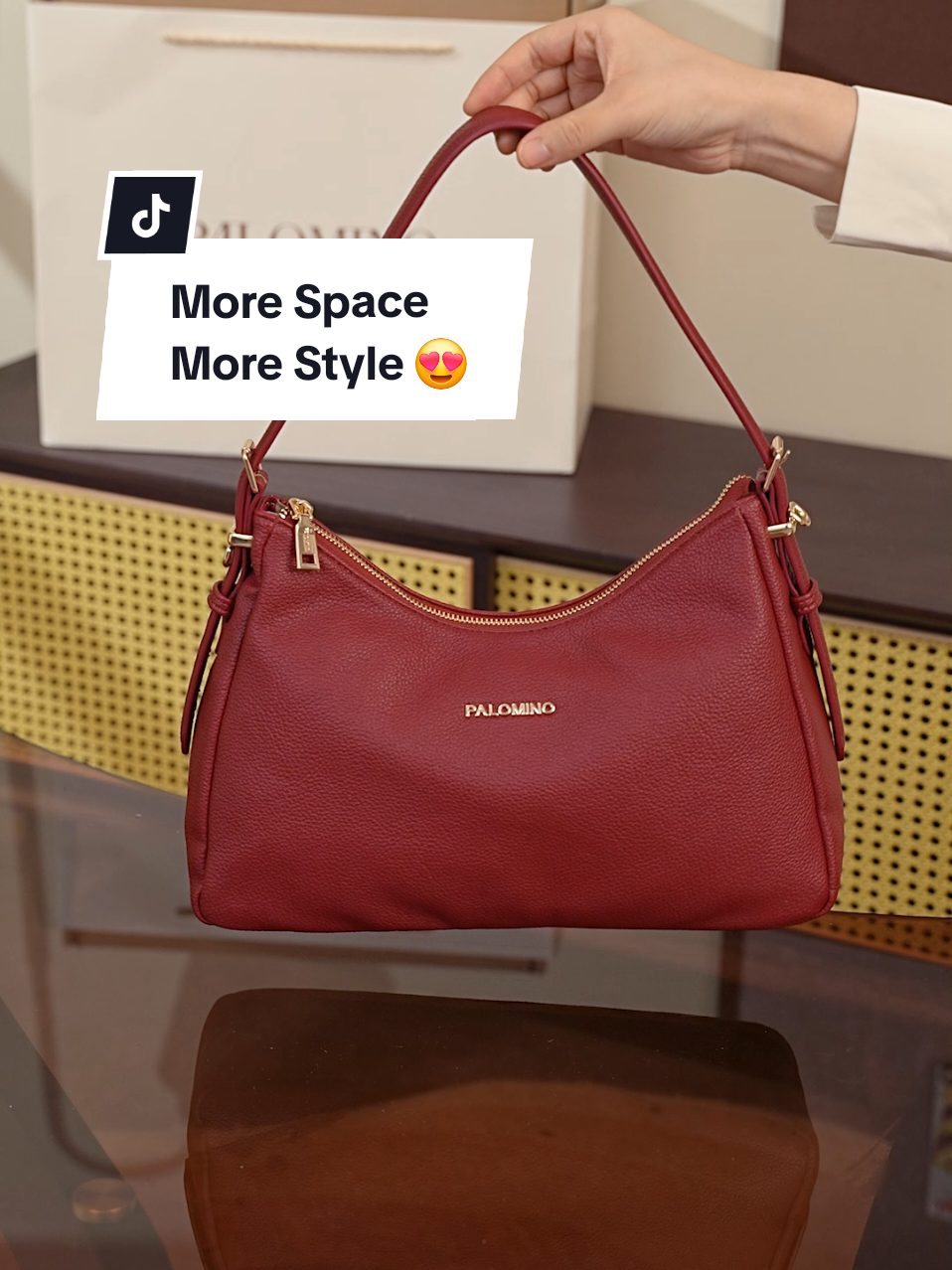 Started the morning chill, ended the night glam—Lorani handbav fits every moment. With space for all your must-brings and a sleek silhouette, it’s the perfect partner. Your style story, complete with Lorani. Available color : Cream, Khaki, Maroon, Black 