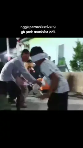 bagiku merdeka adlh kata yg sdh tenggelam