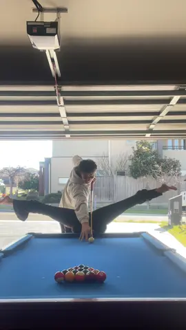 so after 6 tries he just can’t hit it properly apparently #fypシ゚viral #pool #pooltrend #pooltable #noskill 
