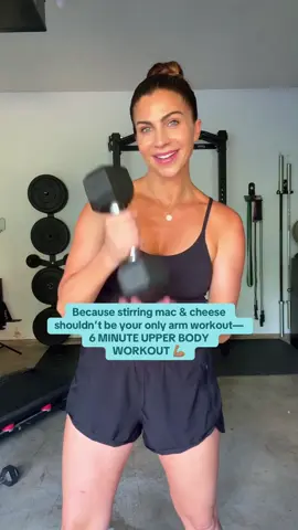 If you are a toddler mom, ikyk 😂#6minuteupperbody #postpartumfitness #momof5 