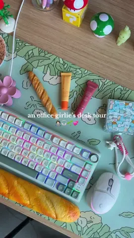 Replying to @Andieereads 📚💫🌞 here’s a lil desk tour as a 9-5 girlie who loves trinkets and cute things! 🥰 my favorite thing about the office is seeing everyone’s desk trinkets 🤭💞 #corporategirlies #deskdecor #desksetup #desktour #deskaccessories 
