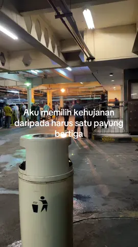 Lebih Suka Main Petir #promomakanmerdeka #fyppppppppppppppppppppppp #TikTokAwardsID #tunjunganplaza 