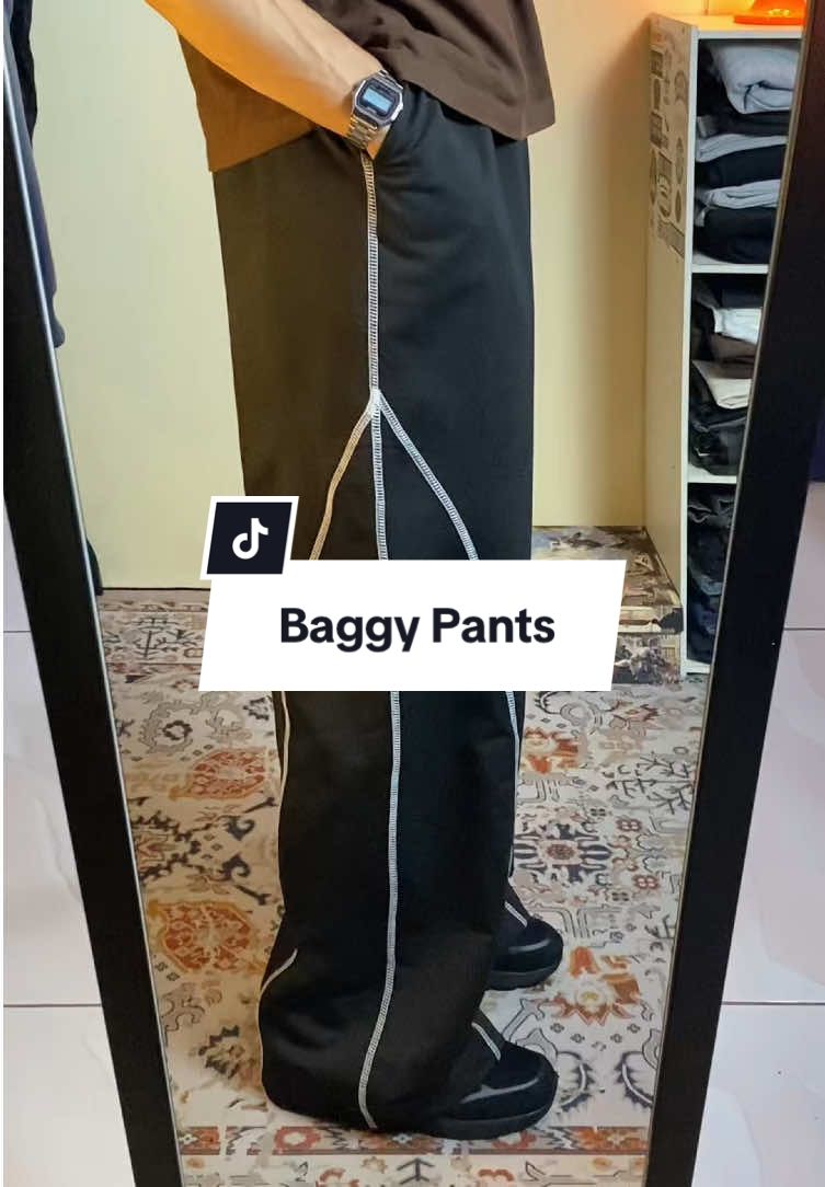 Yang baggy baggy aja #celanabaggy #baggypants #celanagombrong #fyp 