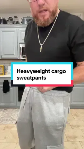 #HeavyweightSweatpants #CargoSweatpants 
