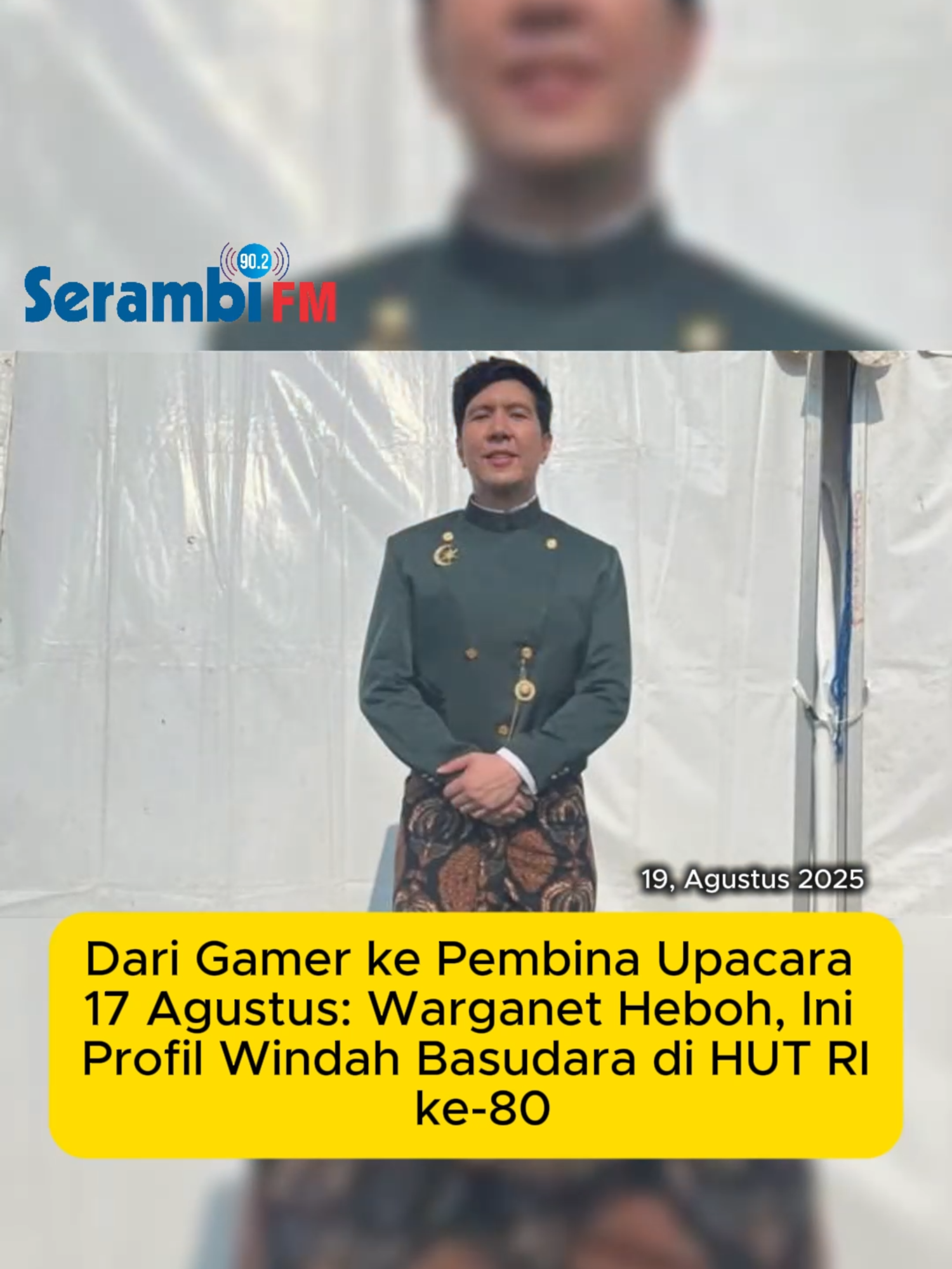 Siapa sangka, seorang YouTuber game bisa berdiri gagah sebagai pembina upacara Hari Kemerdekaan Republik Indonesia? Itulah yang terjadi pada Windah Basudara, salah satu konten kreator paling berpengaruh di Indonesia Sosok yang biasanya dikenal lewat live streaming game dan candaan khasnya itu, kini tampil formal dalam balutan seragam lengkap dan menyampaikan pidato nasionalisme di hadapan ratusan peserta upacara. Acara tersebut berlangsung di Lapangan Blok S, Jakarta Selatan, pada Minggu, (17/8/2025), dalam rangka memperingati Hari Ulang Tahun ke-80 Republik Indonesia. Baca Selengkapnya di serambinews.com #WindahBasudara #PembinaUpacara #HUTRI80 #WindahUntukIndonesia #LapanganBlokS #serambinews