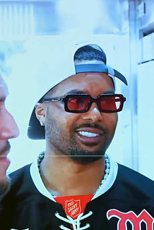 Guy Fieri Eats at Tacos y Birria La Unica in LA | Diners, Drive-Ins and Dives | Food Network
 #GuyFieri #DinersDriveInsAndDives #FoodNetwork #TacosYBirria #FoodieLife               