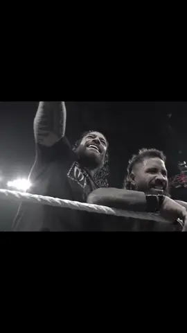 لأ راقصه ولا اتباعه راقصه قادرين على إيقاف رومان رينز و جاي اوسو سي ام بانك 🔥#theshield #romanreigns #trending #foryou #fyp 