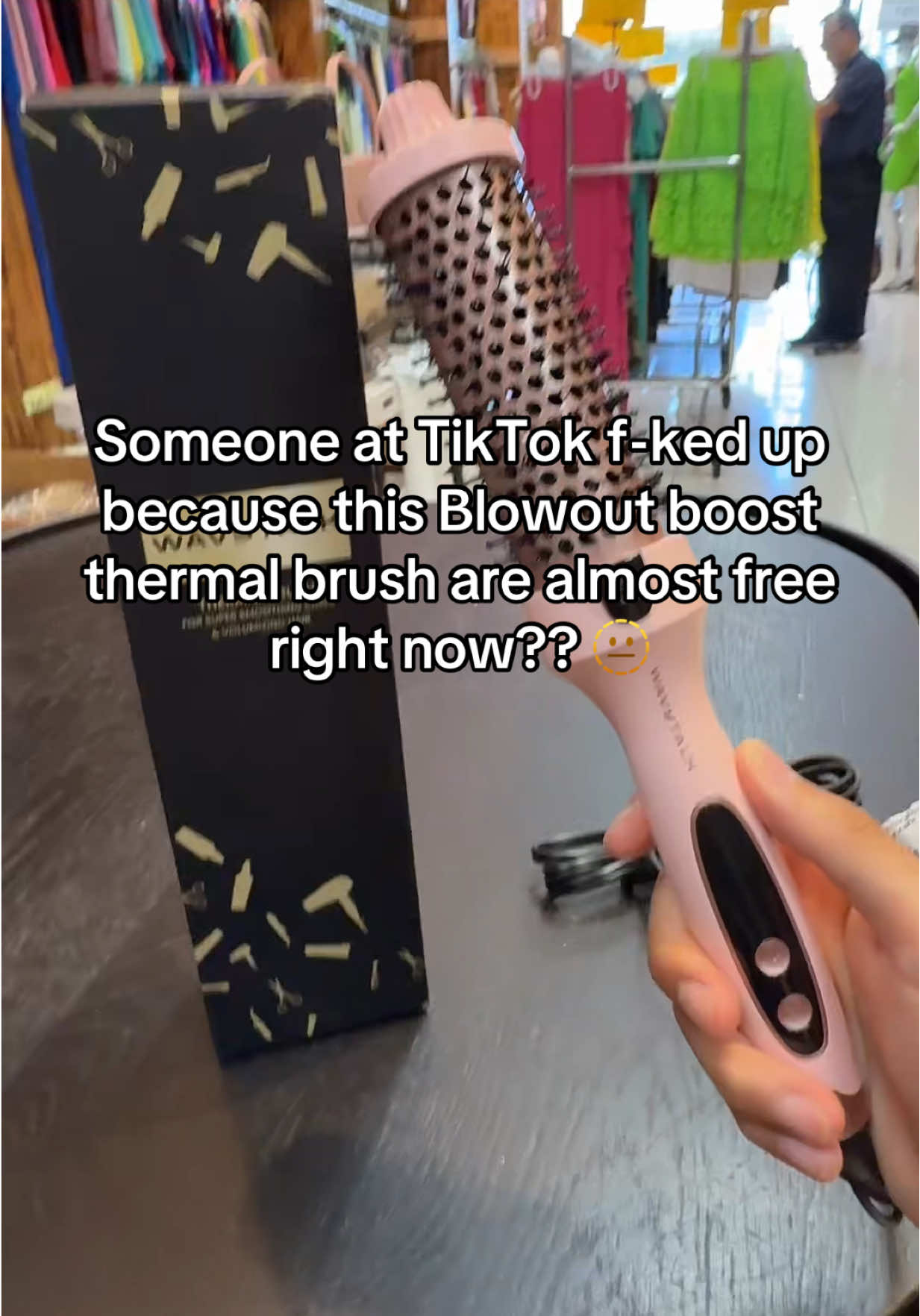 Blowout boost thermal brush #tiktokshopcreatorpicks  #tiktokshopsummersale #tiktokshopholidayhaul #tiktokshopsummerturnup  Women 35+ | 35+ female TikTok shop sale discount