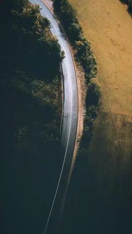 ~Kundu Malli Kodiye Kõllaiyadikkaãdhey 🤍🎶🎧~ #tamilsong #fyp #tamilsong #tamiltiktok #trending 
