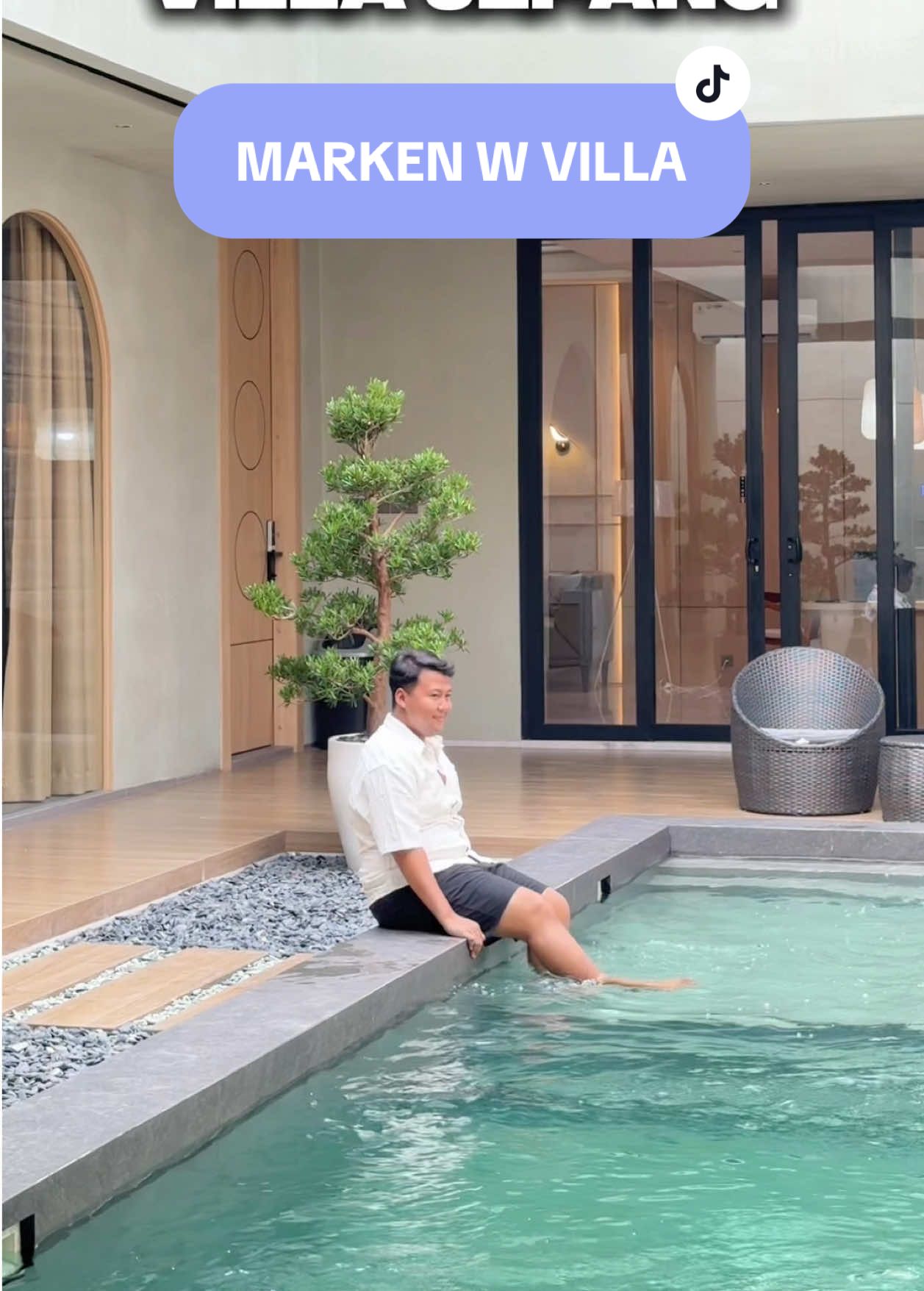 Staycation disini, langsung pesan dari tag lokasi diatas yaaa… . #infoasikdimas #medan #kulinermedan #villamedan #staycationmedan #villajepang #villabali #traveling 