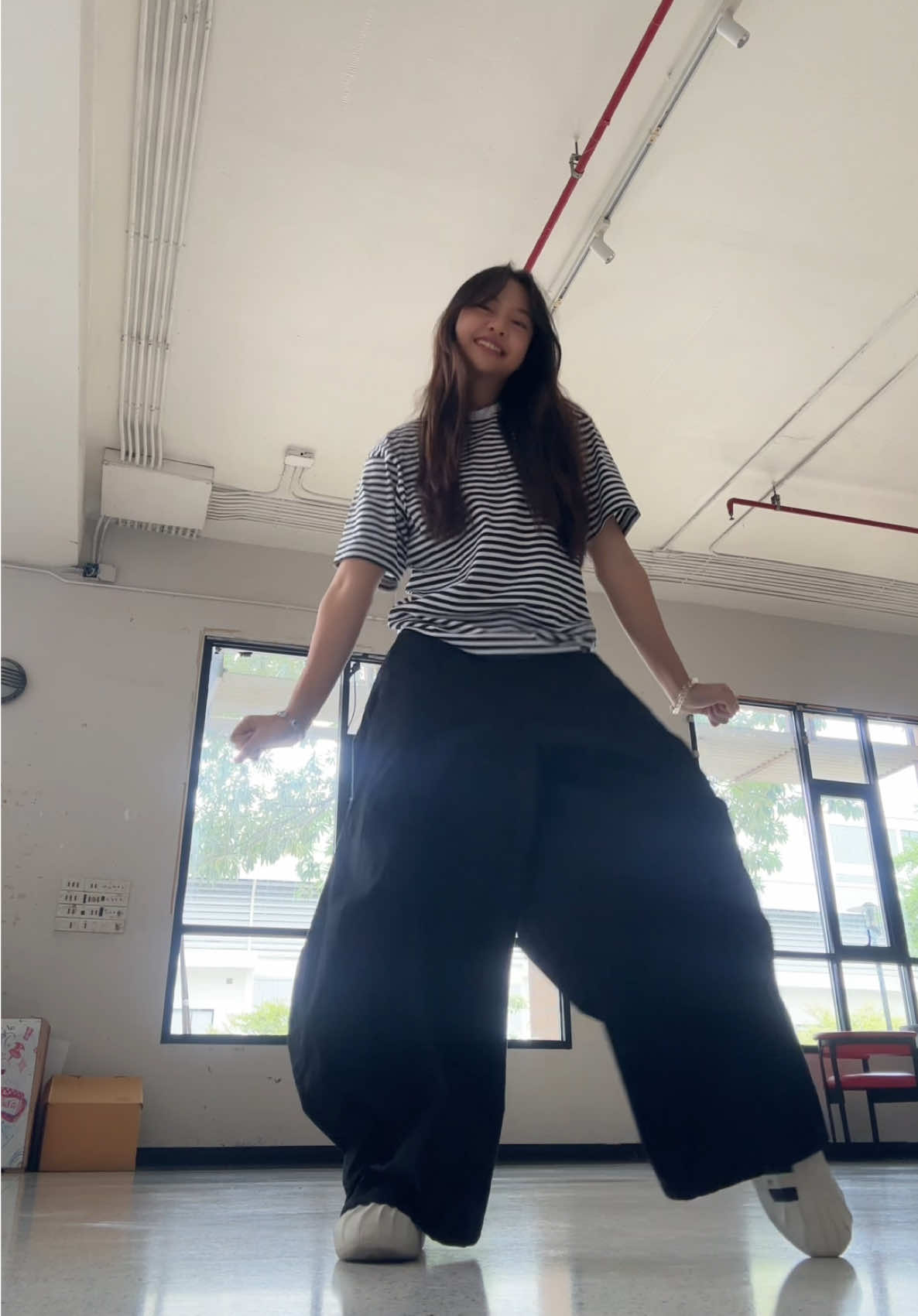 ว่างเป็นต้องเต้น5555