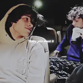 Mary saved the day fr @oblicain  - cc elsiezvidz || text/zooms slvshyvs da goat  - #fyp #chrissturniolo #chrissturnioloedit #sturniolotriplets #sturniolotripletsedit 