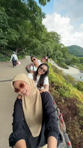 @Meirista Wardani @selfishescare🦊 