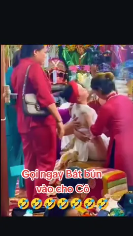 Gọi ngay bát bún chả chấm vào cho Cô 🤣🤣🤣🤣 #độclạđằnggiang #haudong 