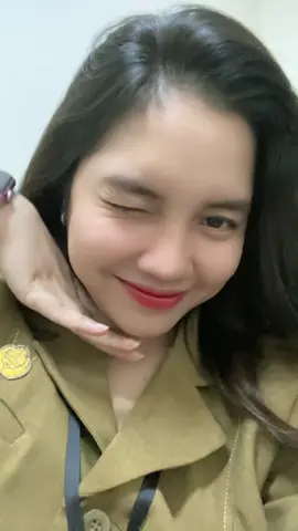 😝