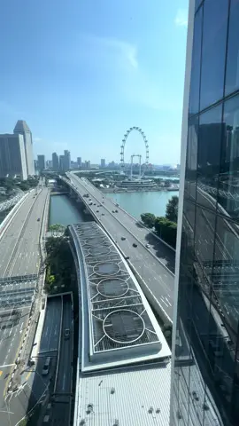 Singapore city view from Marina Bay Sand Hotel. It’s amazing isn’t 🥰#marinabaysands #marinabaysandhotel #singapore #familyholiday #bestholiday 