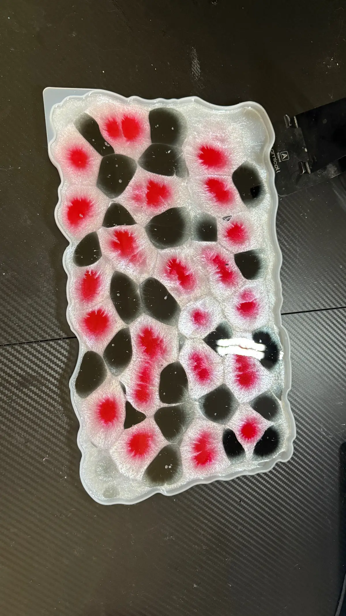 Who’s excited for the outcome?? #resin #resinart 