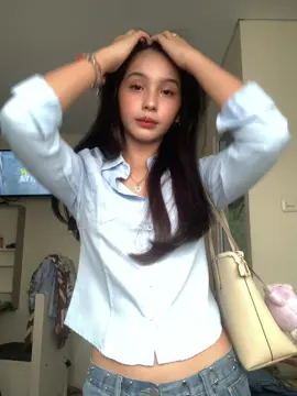 outfit check