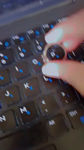 @☞ˢʰʸ-ꋬꋊꍌꏂ꒒🦋☜ lo bhn 