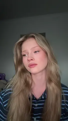 Clairo - Sofia #sofia #cover #singing #sing #clairo #vanitskami #jayguapo @Jay Guapõ #pinkcardigan 