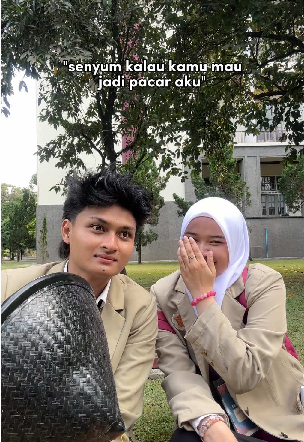 tebak ini temen level berapa? #flowerbouquet #bouquetofflowers #couple #htsjayajaya 