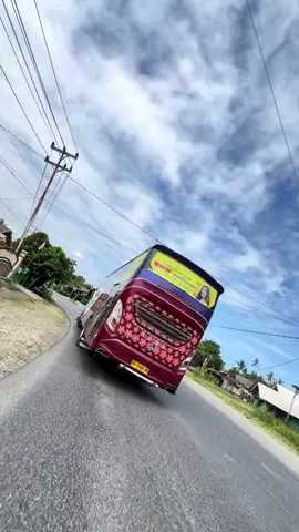Eh eh tragedi #mercy1521  #putrarafflesia #avanteh8 #sutanmudo #bus #basuri #bengkulu 