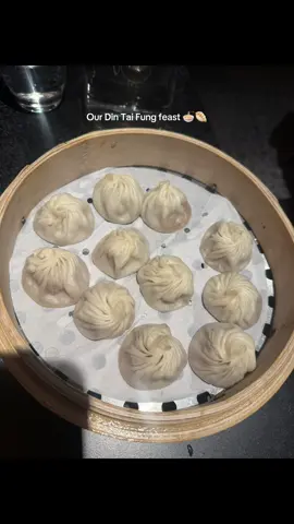 Din Tai Fung goodness!! So yummy, I could eat it everyday! 😋💛 #nyclife #dintaifungmukbang #fililinoinUSA #nursesoftiktok #dintaifungnyc 