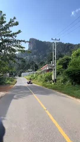 Yang udah pernah melintas jalan ini pasti tau #transkalimantan #sungailaur #kalimantanbarat 