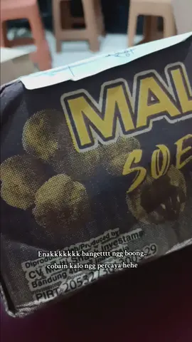 Nemeninn santai kalian bestt. coklat ngg pelittt.. #fypppppppppppppppppppppppp #kuesoes #malona 