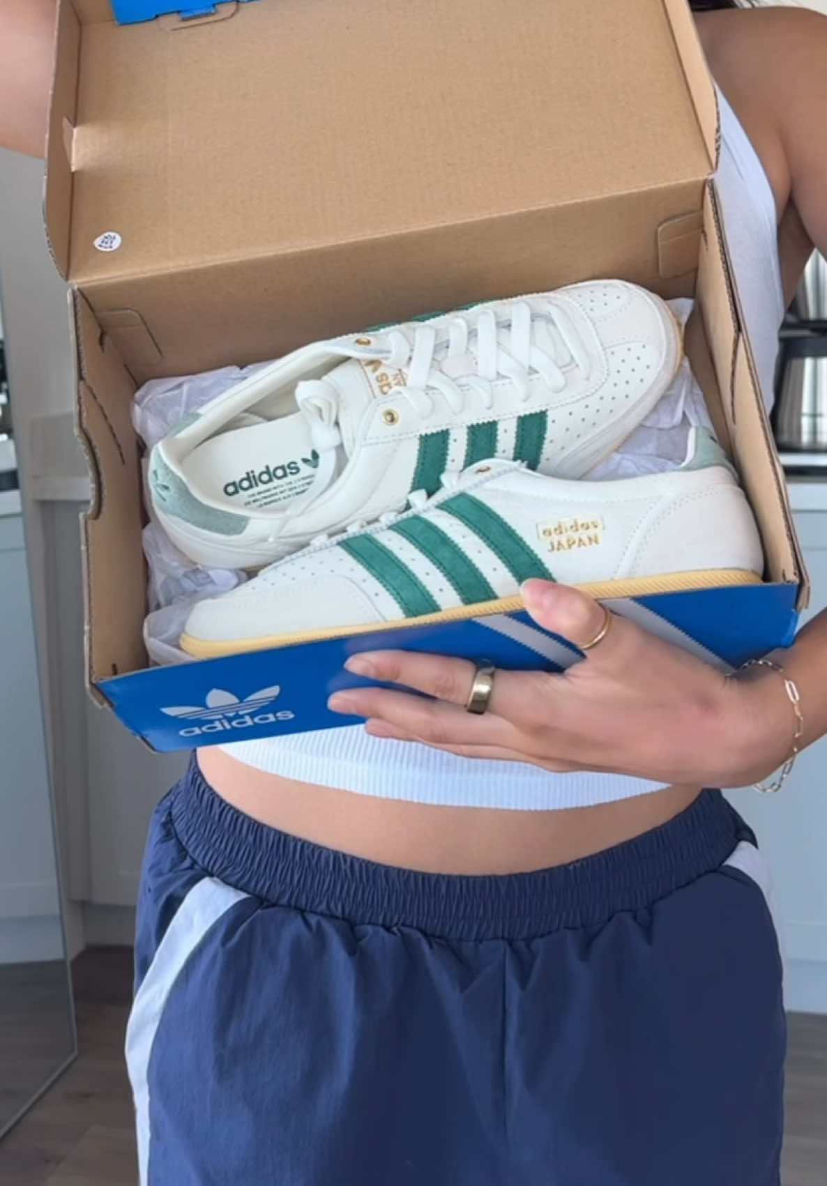 Replying to @DM new fav shoe!! #adidassamba #adidasjapan #fallshoes 