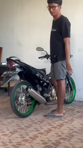 FU LIMITER 150CC  EXHAUST FROM @bssexhaustcheksound  @shimano.official42   TUNNER:@𝗥٪   #masukberanda #fyp #fulimiter #satriafu #fuporting #bmsgarage #42garage #fyppppp #fushimano 
